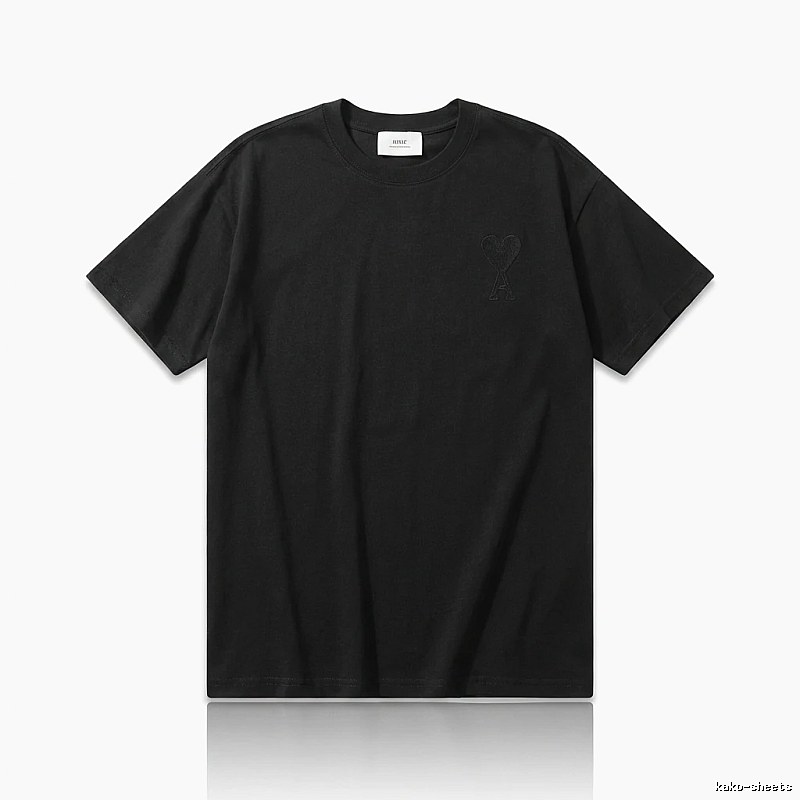 AMI simple style black T-shirt