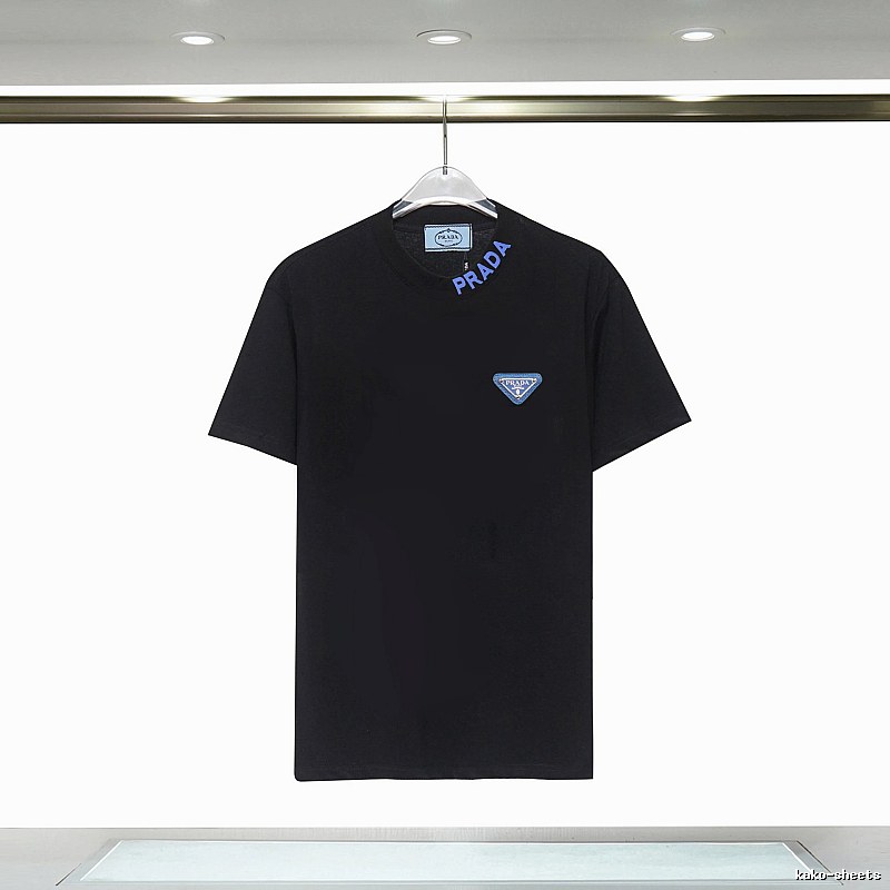 Amiri Logo Detail Logo T-shirt Black Small AM with Relaxed Feel