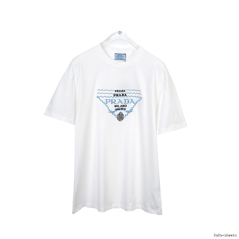 Amiri Weekend Logo T-shirt Black Small AM for Seasonal Looks