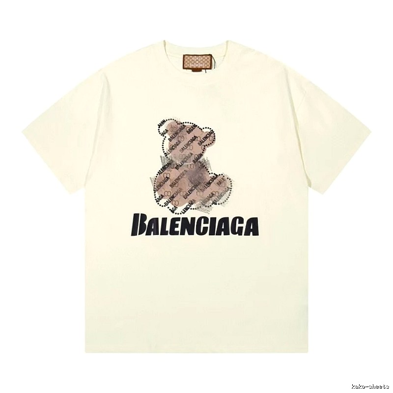 Balenciaga Trendy Off-white T-shirt with Bear Print