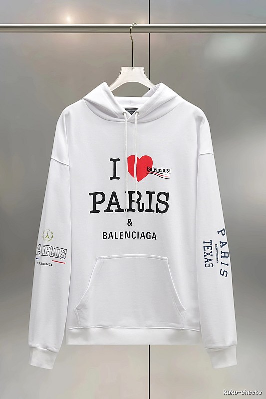 Balenciaga white sweatshirt with heart print