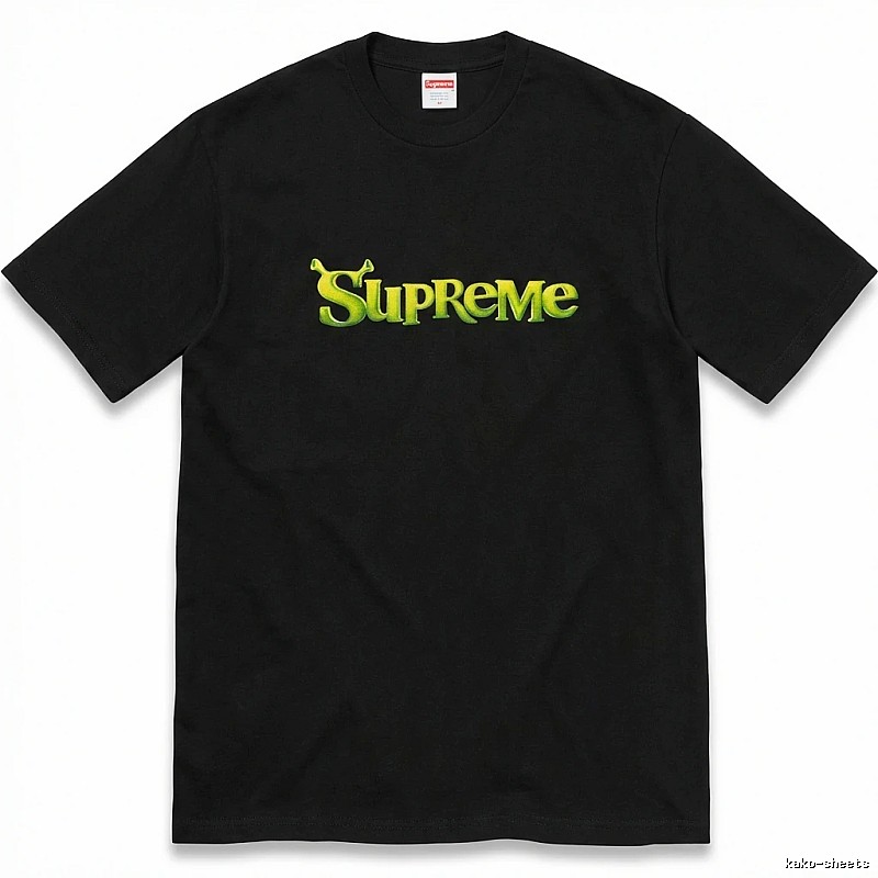 Black T-shirt with Supreme letter print