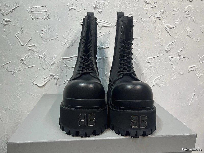 Black Tall Boot with Black Tall Lace Boot for Casual Outfits