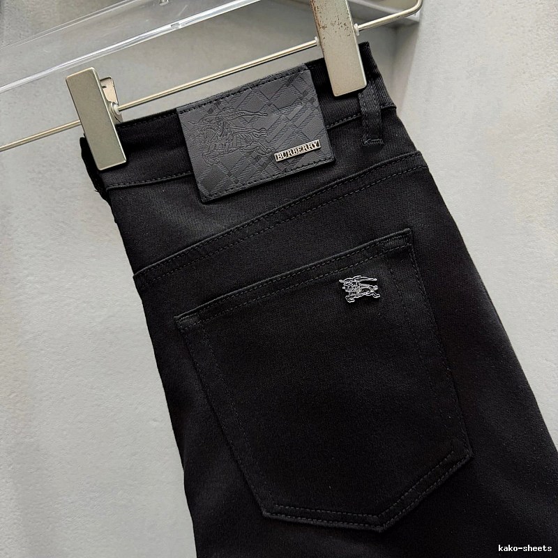Burberry Logo Jeans - Tonal Knight Emblem And Branded Back Patch Style Edit