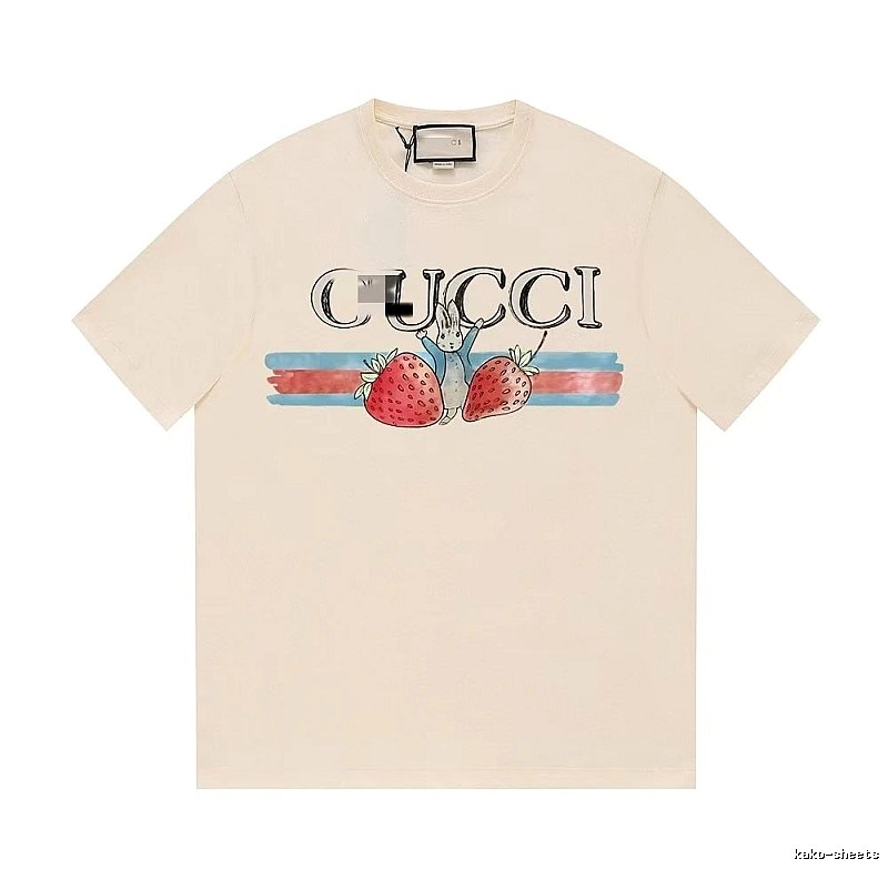 Gucci Strawberry Rabbit Print Vintage Off-white Short Sleeve T-Shirt