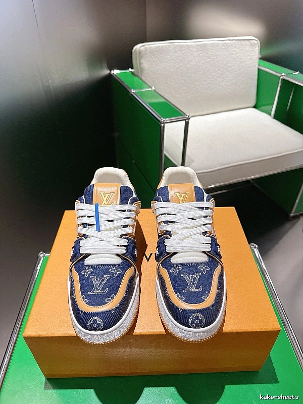 Louis Vuitton Low-top Sneaker with Blue Detail