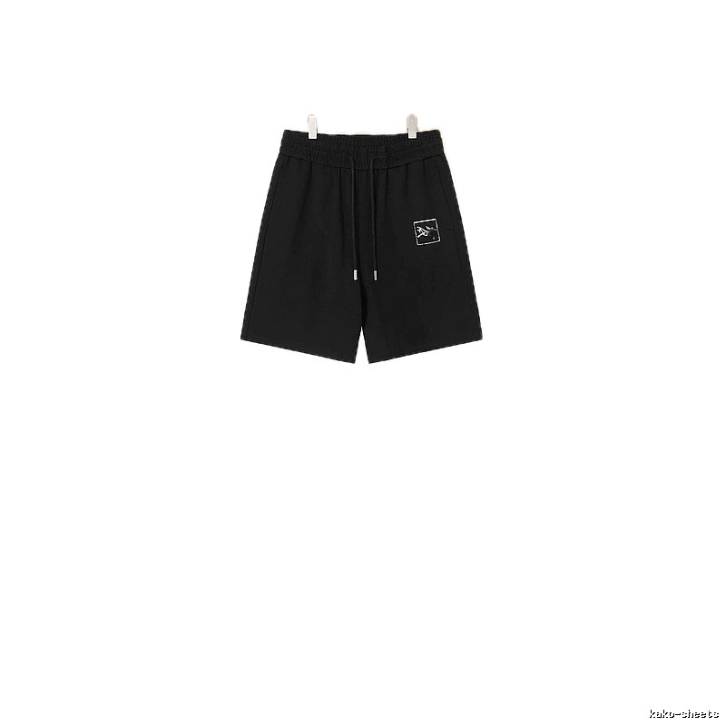 LV classic minimalist style black shorts