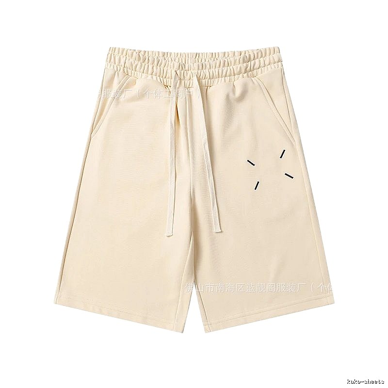 Maison Margiela minimalist style beige shorts