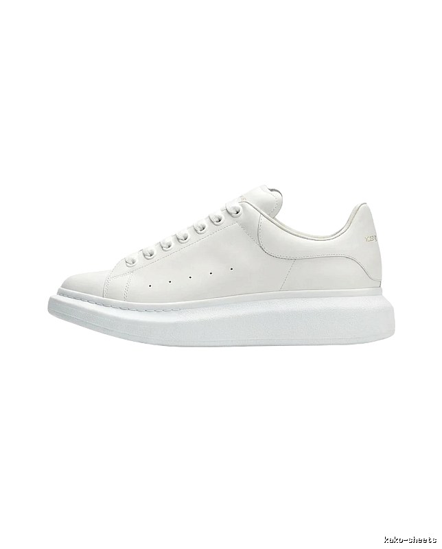 McQueen thick-soled casual small white shoes