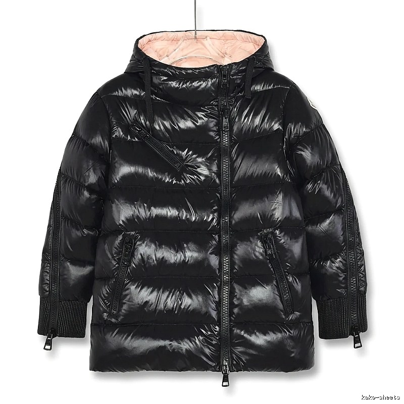 Moncler shiny and stylish black down jacket