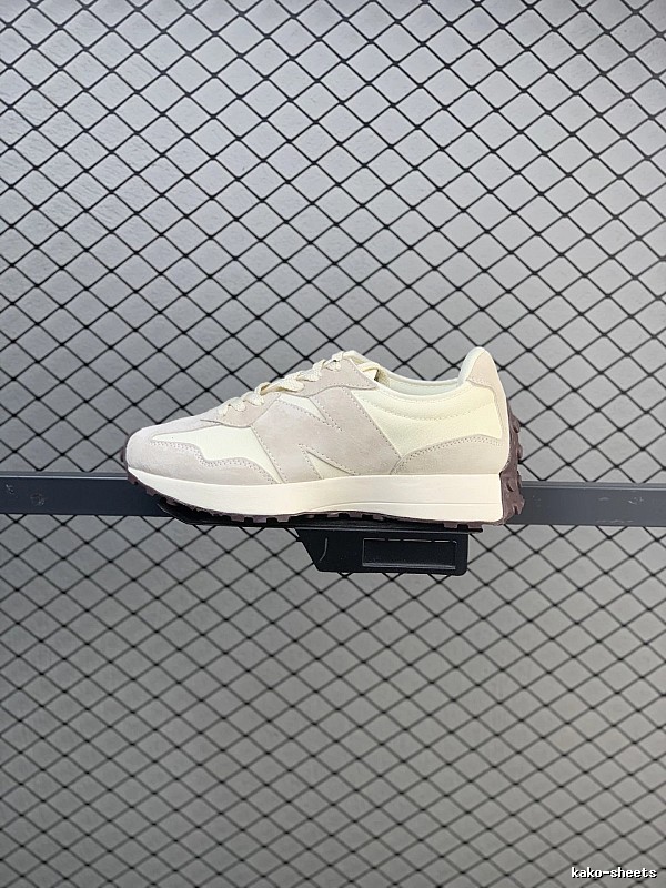 New Balance Cream and Beige Retro Runners and Sculpted Cushioning