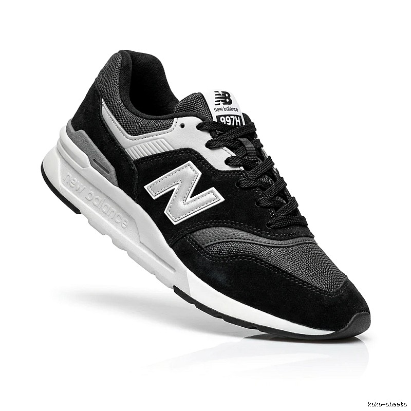New Balance retro-style grey and black sports shoes