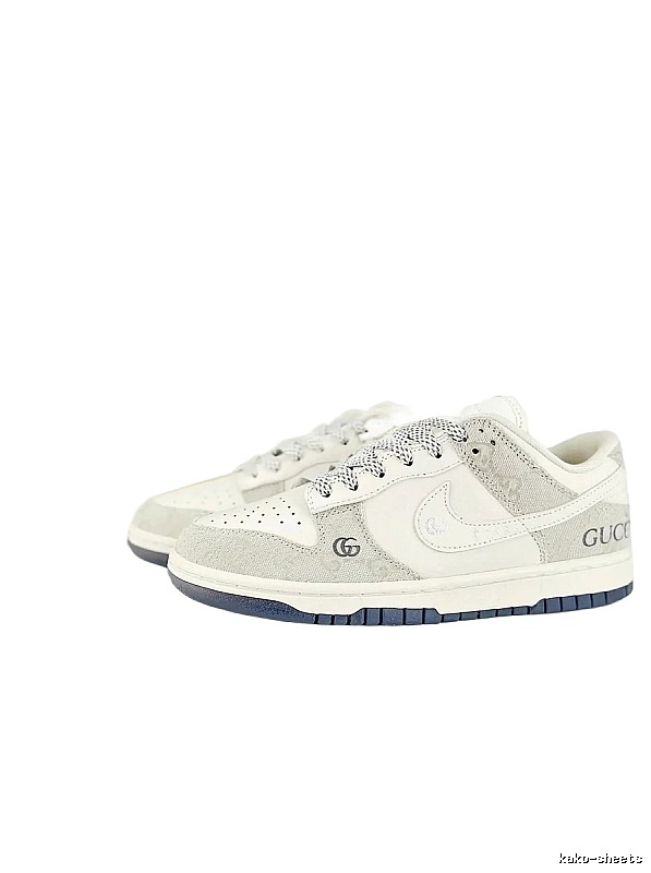 Nike Dunk Co-branded White and Grey Sports Shoes