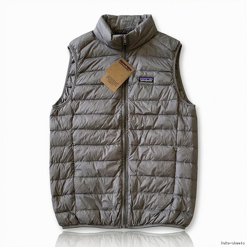 Patagonia Down Vest in Casual Grey