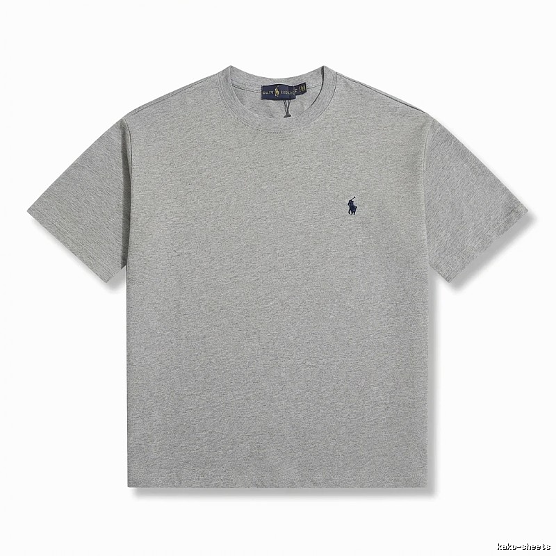 Ralph Lauren's classic and simple style gray T-shirt.