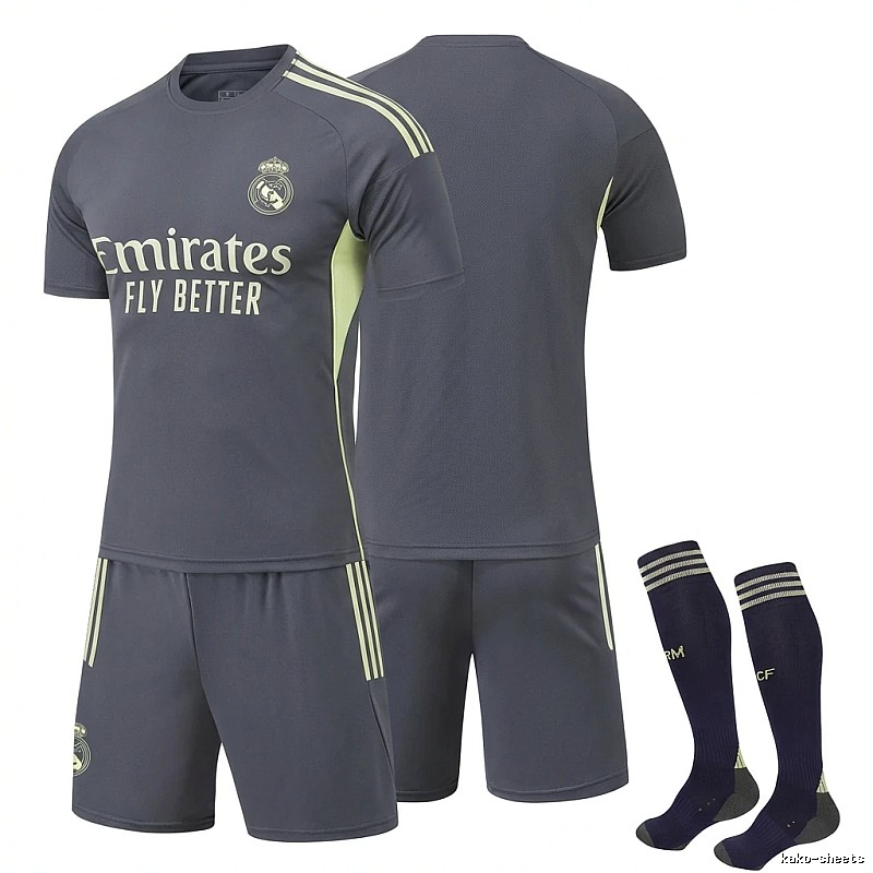 Real Madrid's away sporty gray suit.