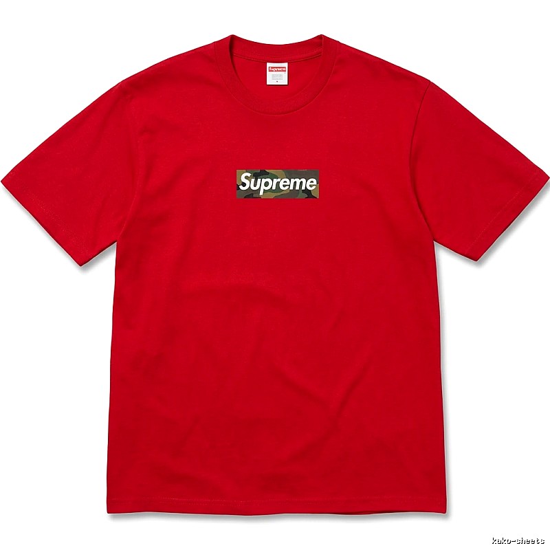 Supreme camouflage-style red T-shirt