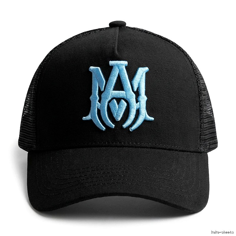 The classic black baseball cap of AMIRI.