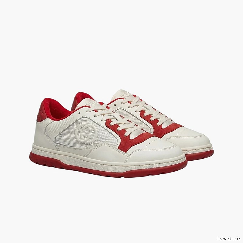 The red and white fashionable style of Gucci canvas shoes.