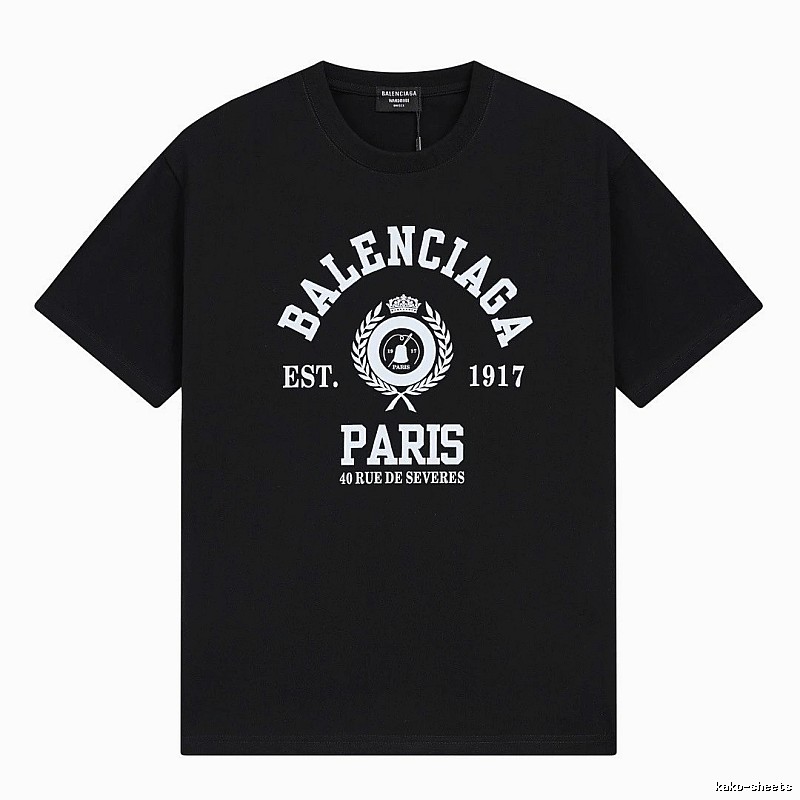 Vintage black short-sleeve T-shirt of Balenciaga