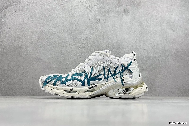 White Sneaker Balenciaga Runner Sneaker for Casual Outfits